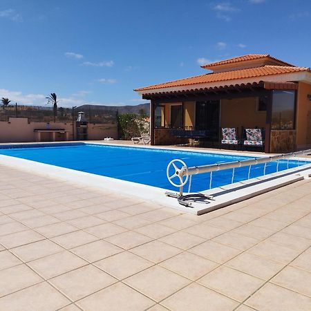 Villa Casa Del Sol 3 Bedroom Villa With Private Solar Covered 12M X 6M Pool Minimum Stay 7 Nights Chromecast And Wifi Throughout The Property Triquivijate المظهر الخارجي الصورة