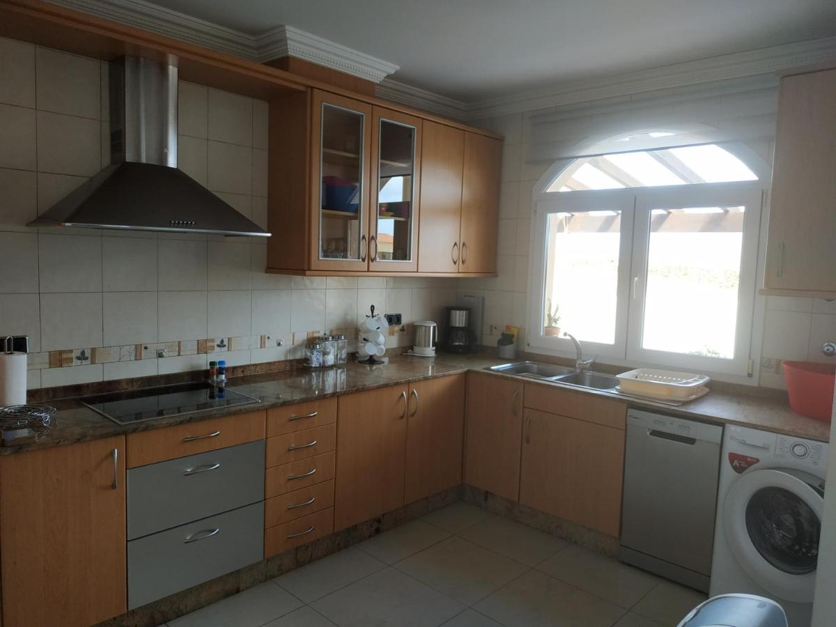 Villa Casa Del Sol 3 Bedroom Villa With Private Solar Covered 12M X 6M Pool Minimum Stay 7 Nights Chromecast And Wifi Throughout The Property Triquivijate المظهر الخارجي الصورة