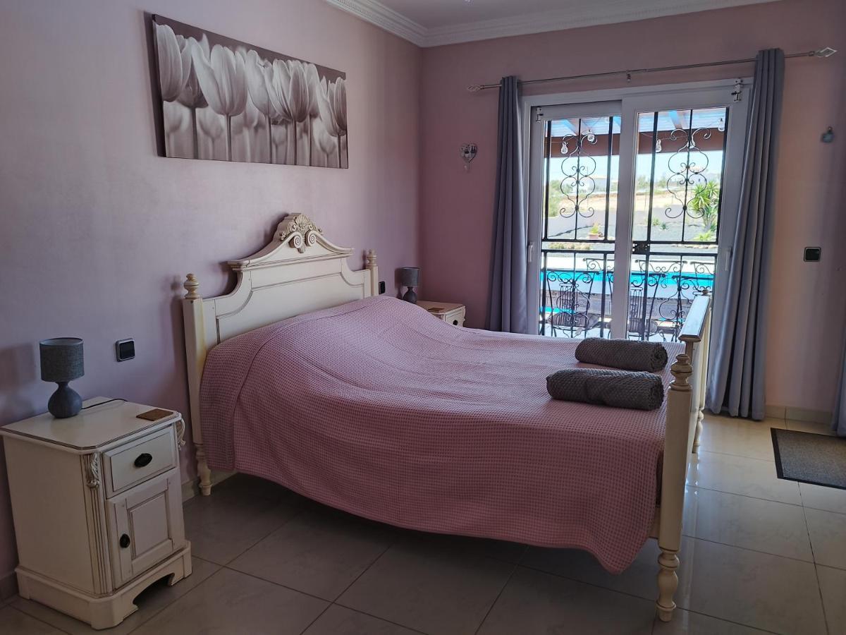 Villa Casa Del Sol 3 Bedroom Villa With Private Solar Covered 12M X 6M Pool Minimum Stay 7 Nights Chromecast And Wifi Throughout The Property Triquivijate المظهر الخارجي الصورة