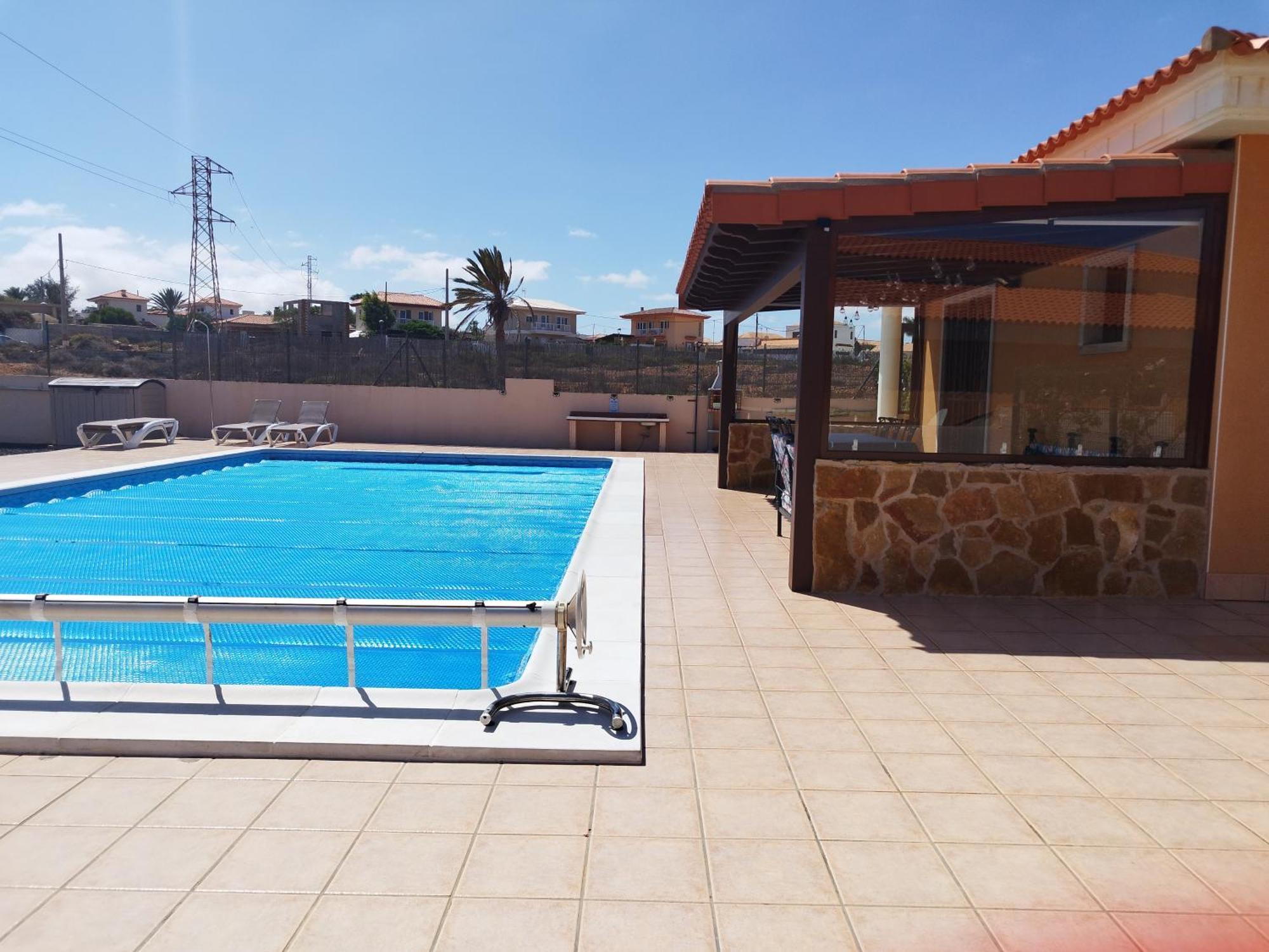 Villa Casa Del Sol 3 Bedroom Villa With Private Solar Covered 12M X 6M Pool Minimum Stay 7 Nights Chromecast And Wifi Throughout The Property Triquivijate المظهر الخارجي الصورة