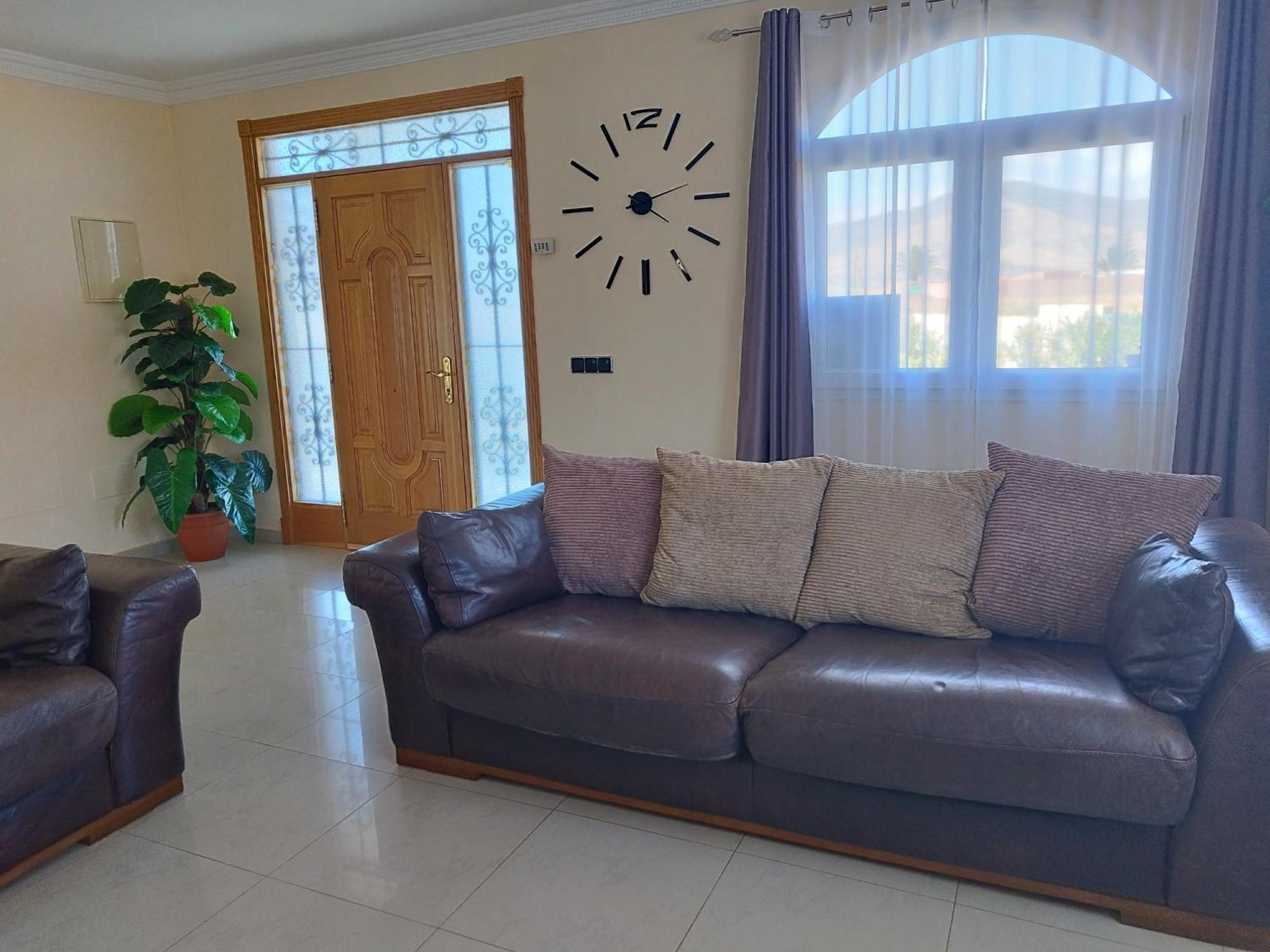 Villa Casa Del Sol 3 Bedroom Villa With Private Solar Covered 12M X 6M Pool Minimum Stay 7 Nights Chromecast And Wifi Throughout The Property Triquivijate المظهر الخارجي الصورة